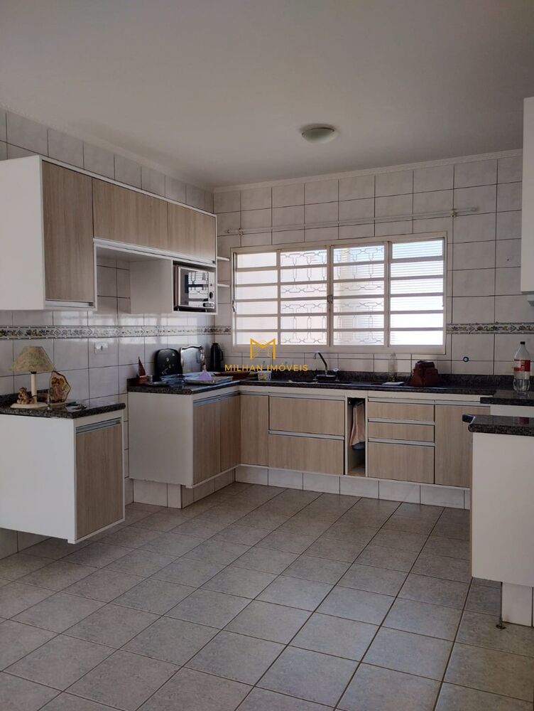 Casa, 3 quartos, 300 m² - Foto 2