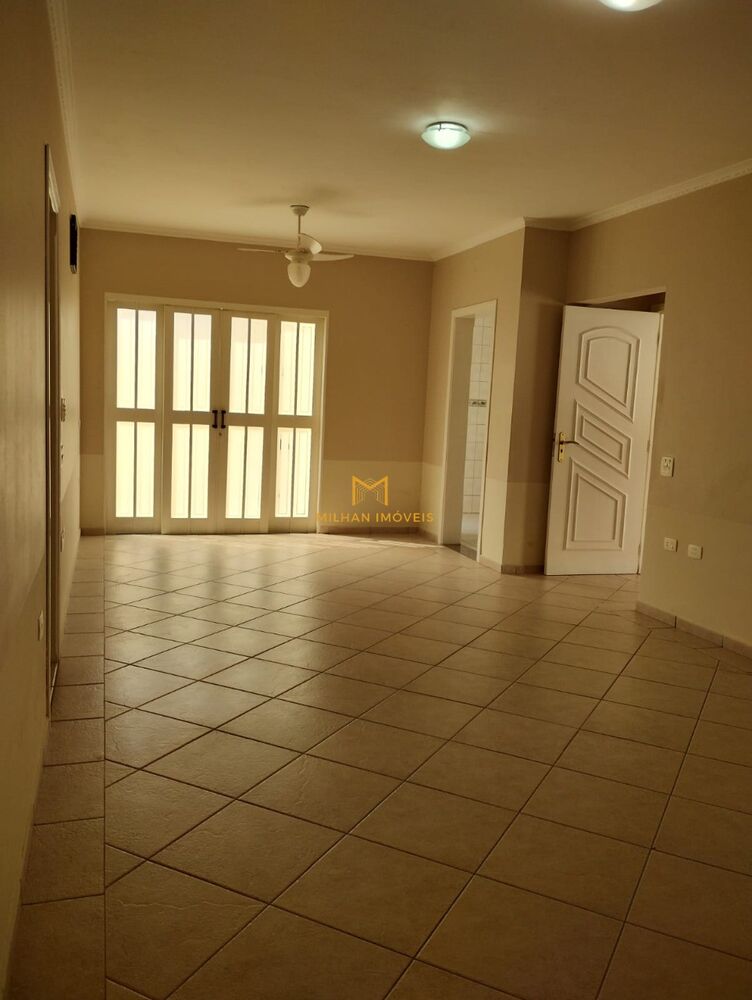 Casa, 3 quartos, 300 m² - Foto 3