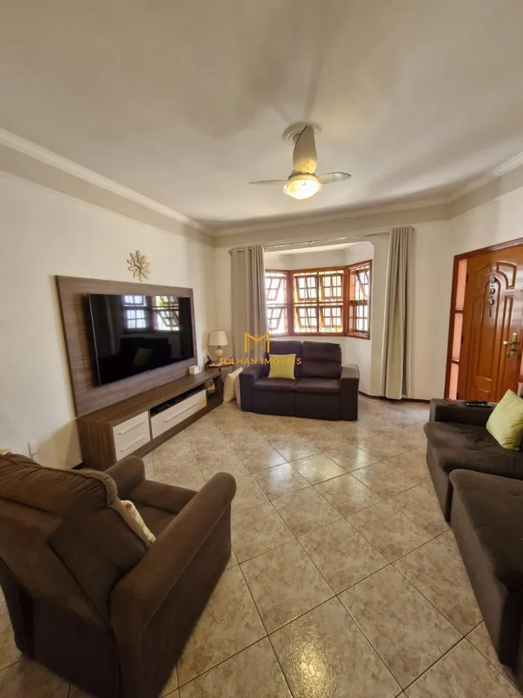 Casa, 3 quartos, 166 m² - Foto 1