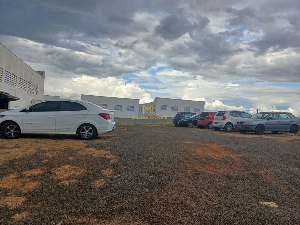Loteamento e Condomínio, 1000 m² - Foto 1