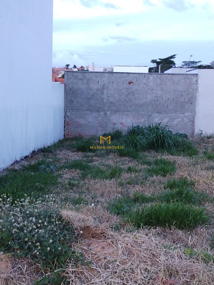 Terreno, 180 m² - Foto 1