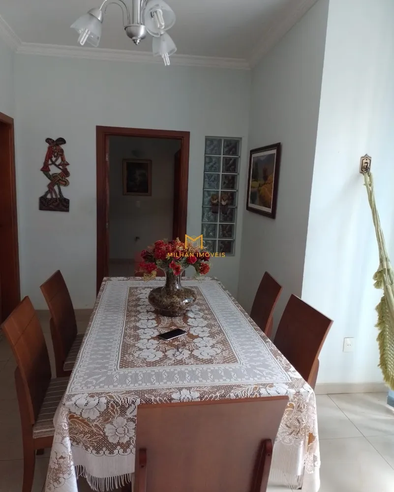 Casa, 3 quartos, 235 m² - Foto 4