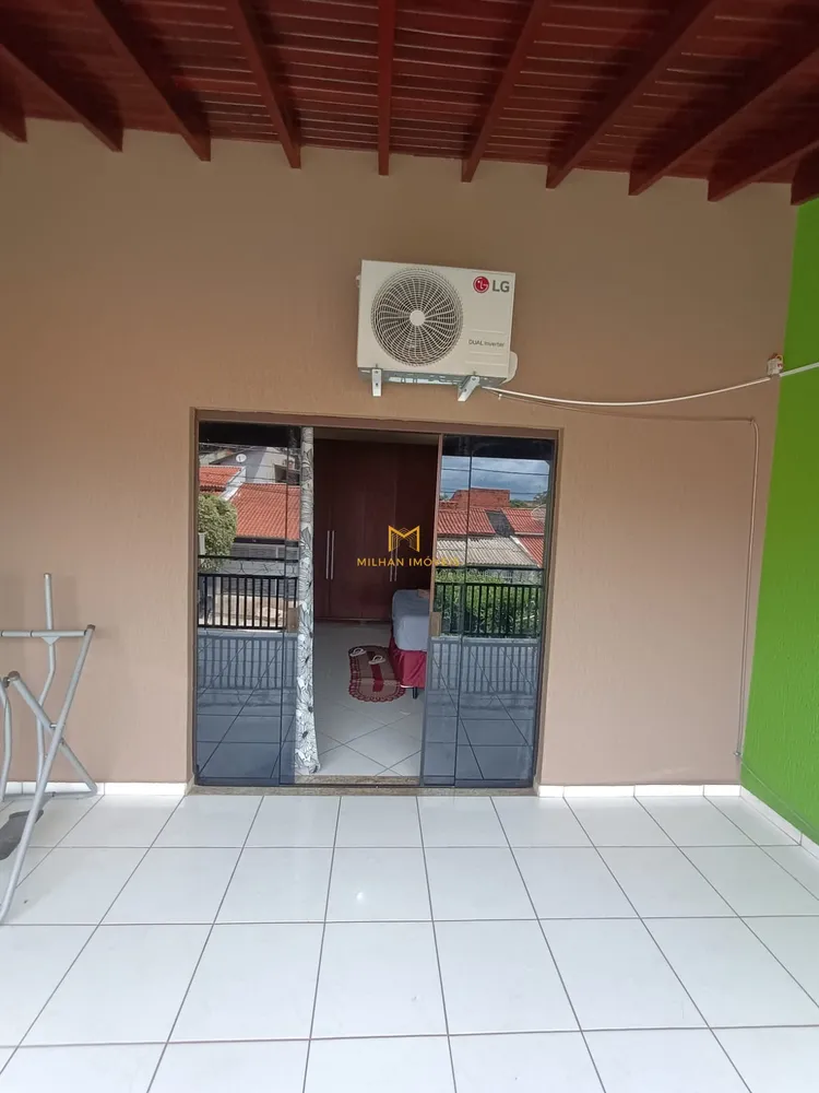 Casa, 3 quartos, 265 m² - Foto 1
