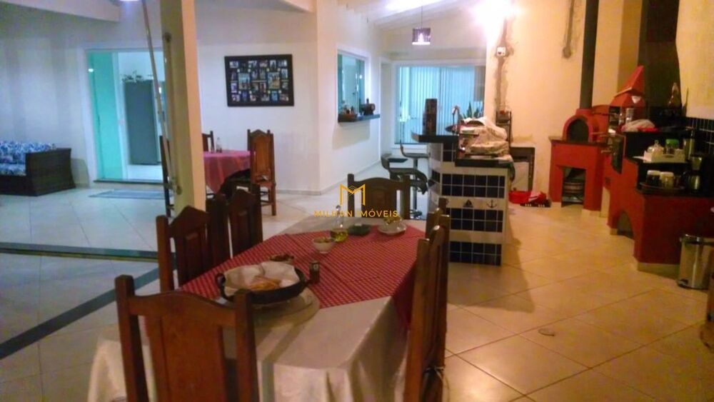 Chácara, 4 quartos, 1000 m² - Foto 11