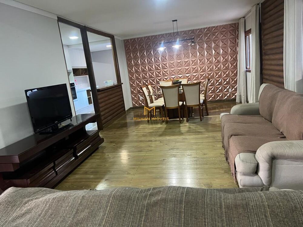 Chácara, 6 quartos, 2750 m² - Foto 1