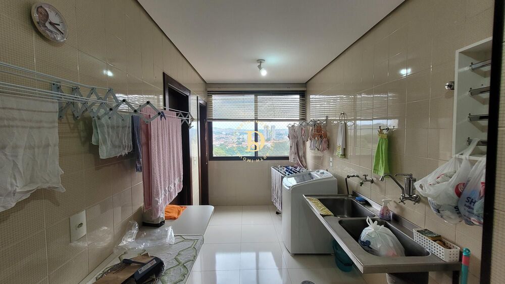Apartamento à venda com 4 quartos, 258m² - Foto 15