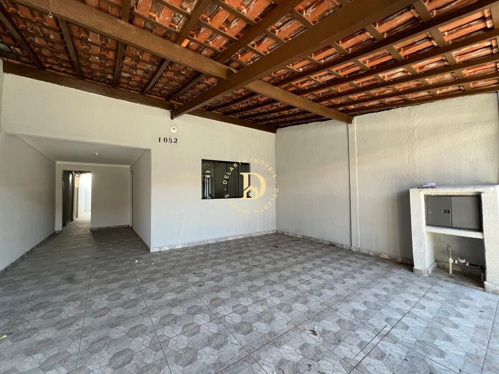 Casa à venda com 3 quartos, 140m² - Foto 1