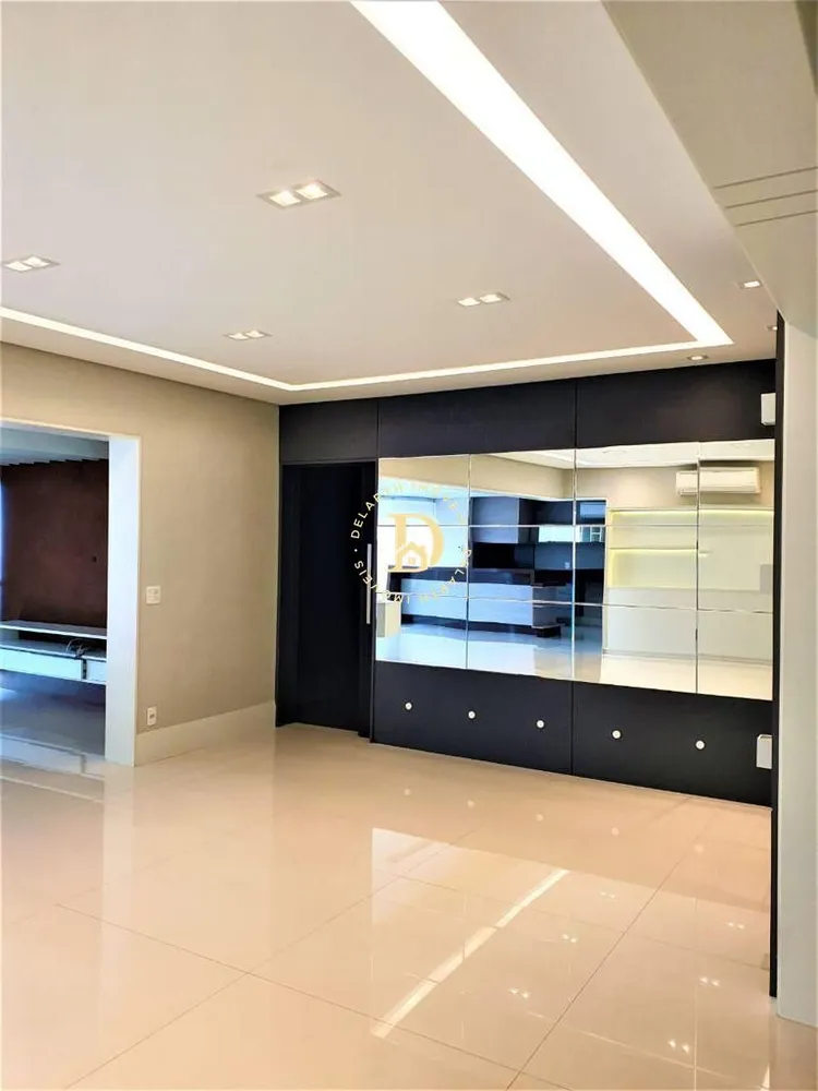 Apartamento, 3 quartos, 280 m² - Foto 2
