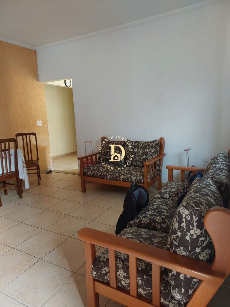 Casa, 4 quartos, 187 m² - Foto 1