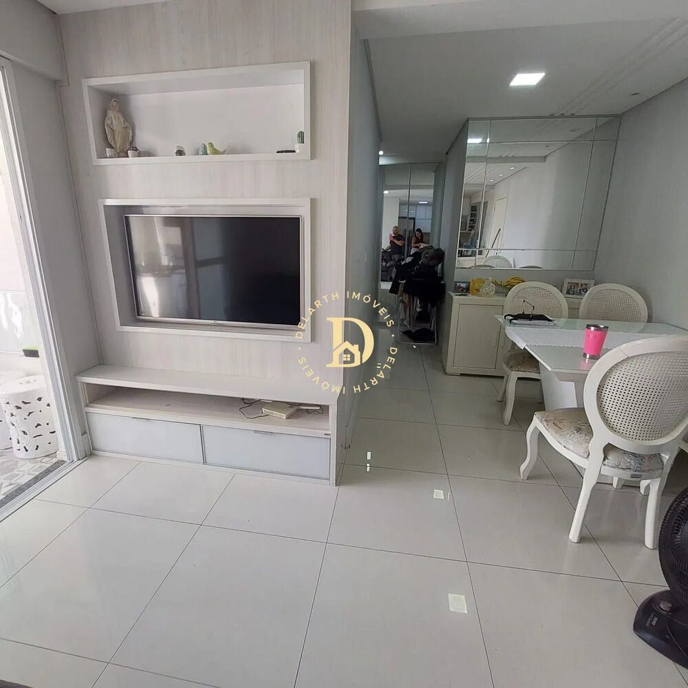 Apartamento à venda com 2 quartos, 62m² - Foto 1