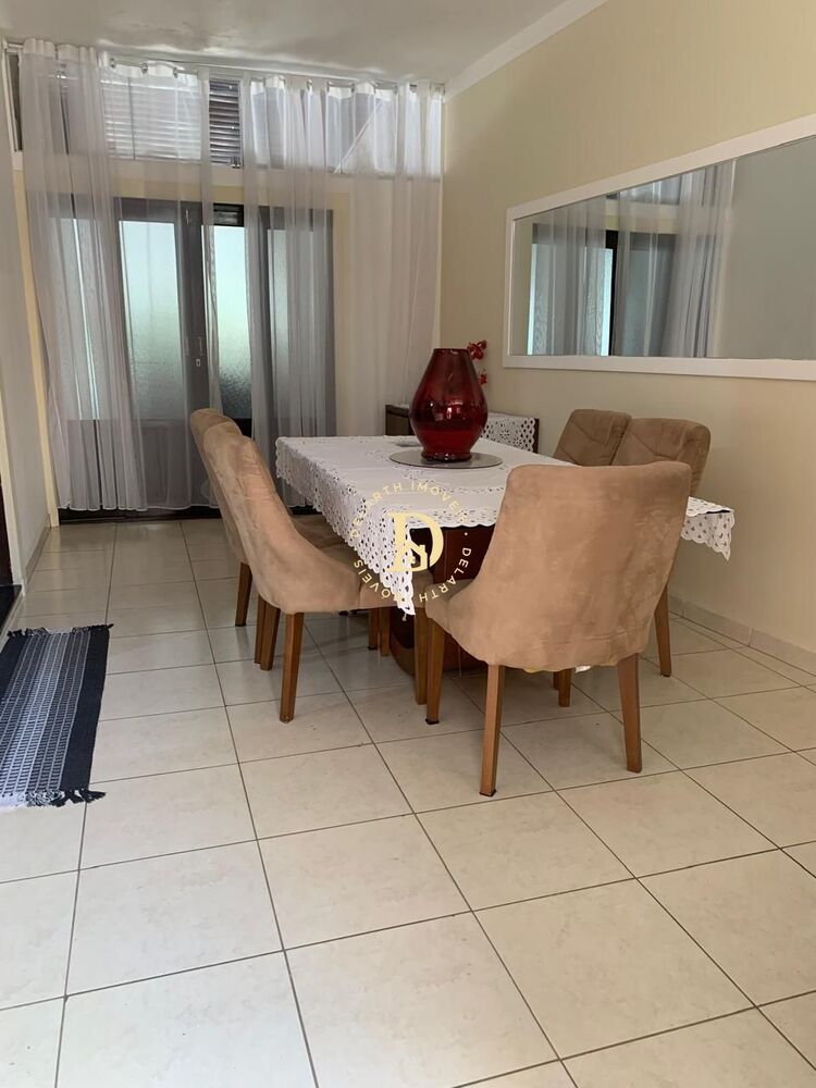 Casa, 3 quartos, 240 m² - Foto 2