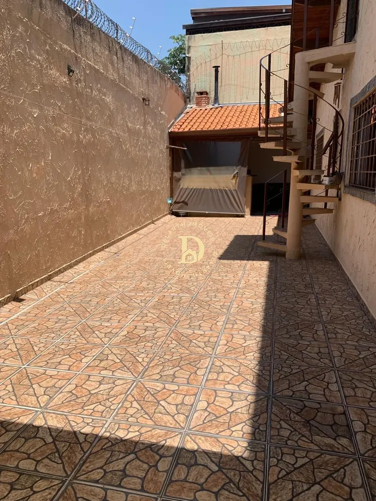 Casa, 3 quartos, 240 m² - Foto 11