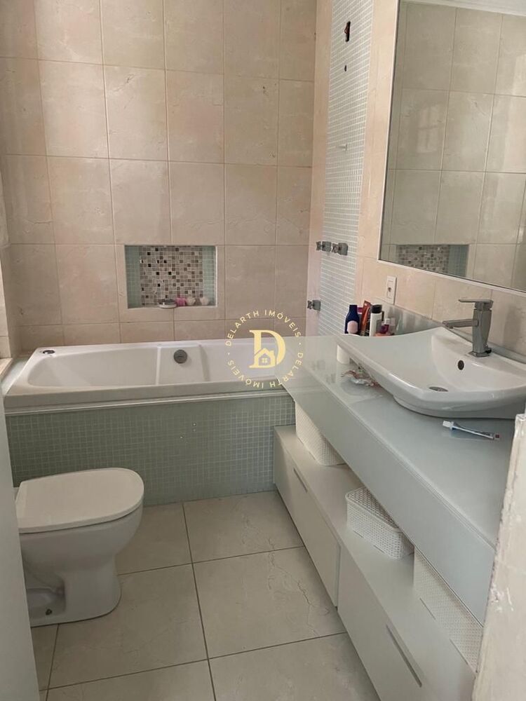 Casa à venda com 3 quartos, 92m² - Foto 5