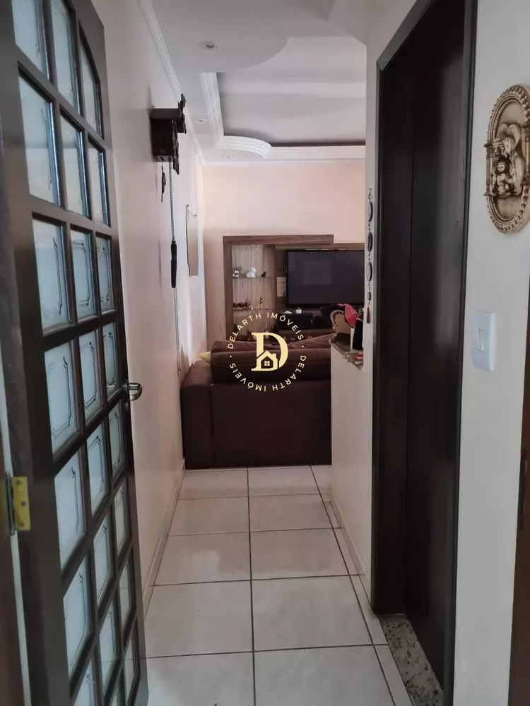 Sobrado à venda com 2 quartos, 198m² - Foto 4