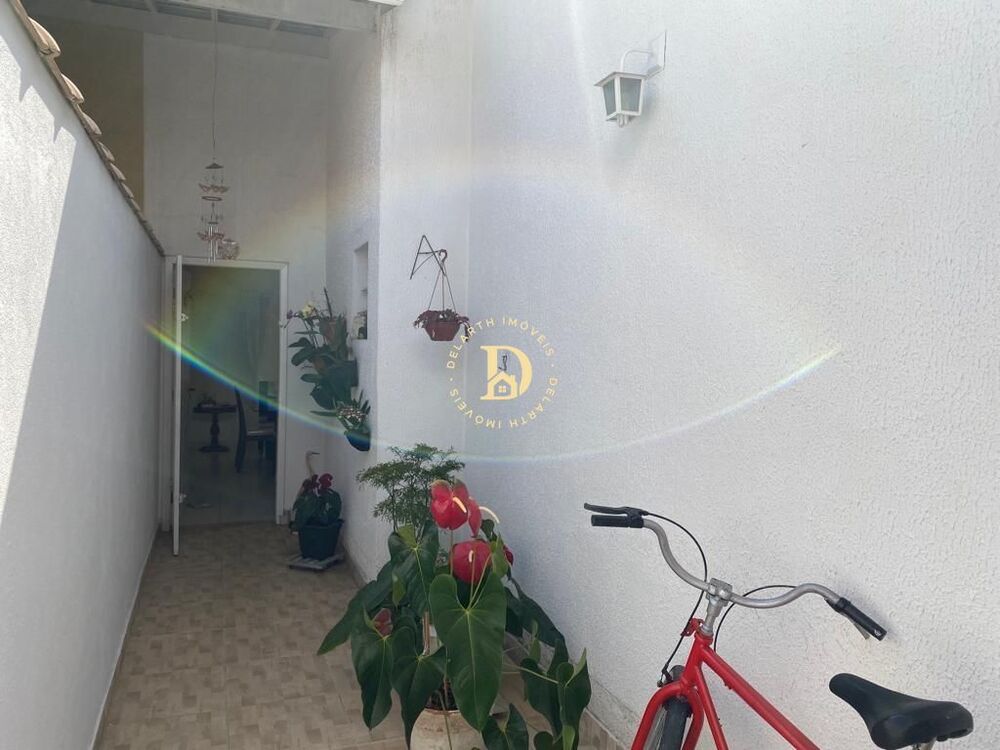Casa à venda com 2 quartos, 60m² - Foto 6