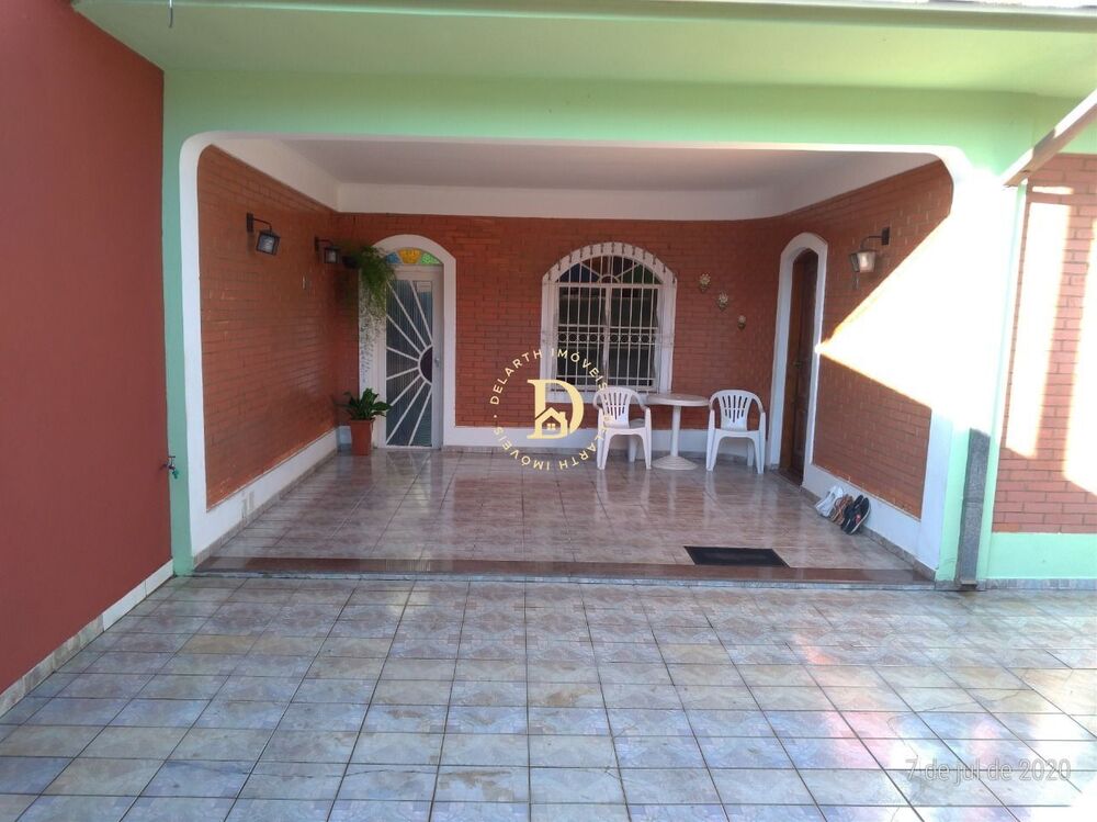 Casa, 3 quartos, 220 m² - Foto 1