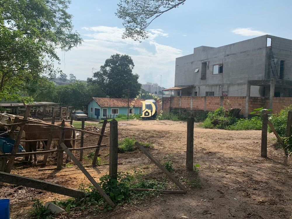 Chácara à venda com 5 quartos, 161m² - Foto 9