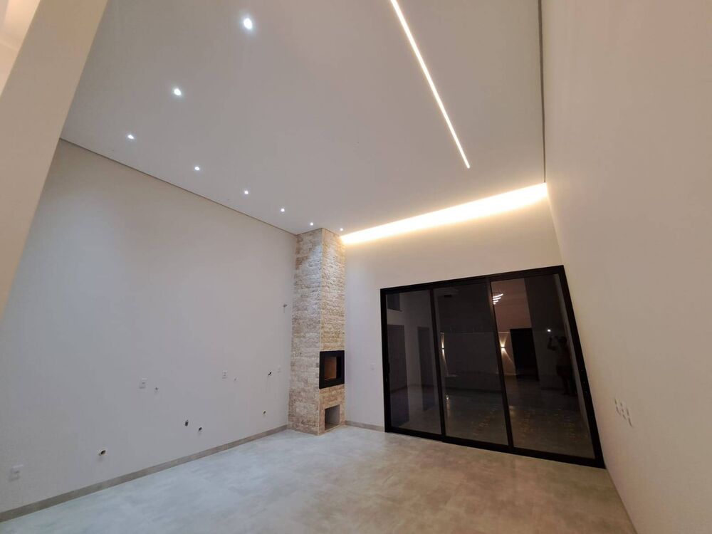 Casa à venda com 3 quartos, 150m² - Foto 3