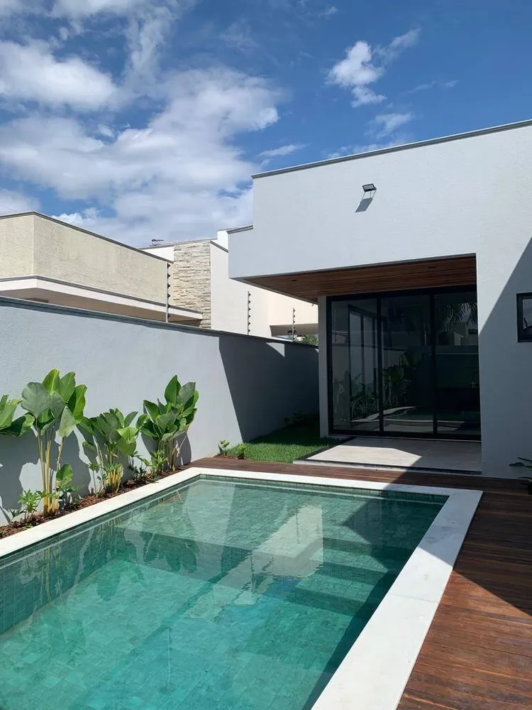 Casa, 3 quartos, 238 m² - Foto 2