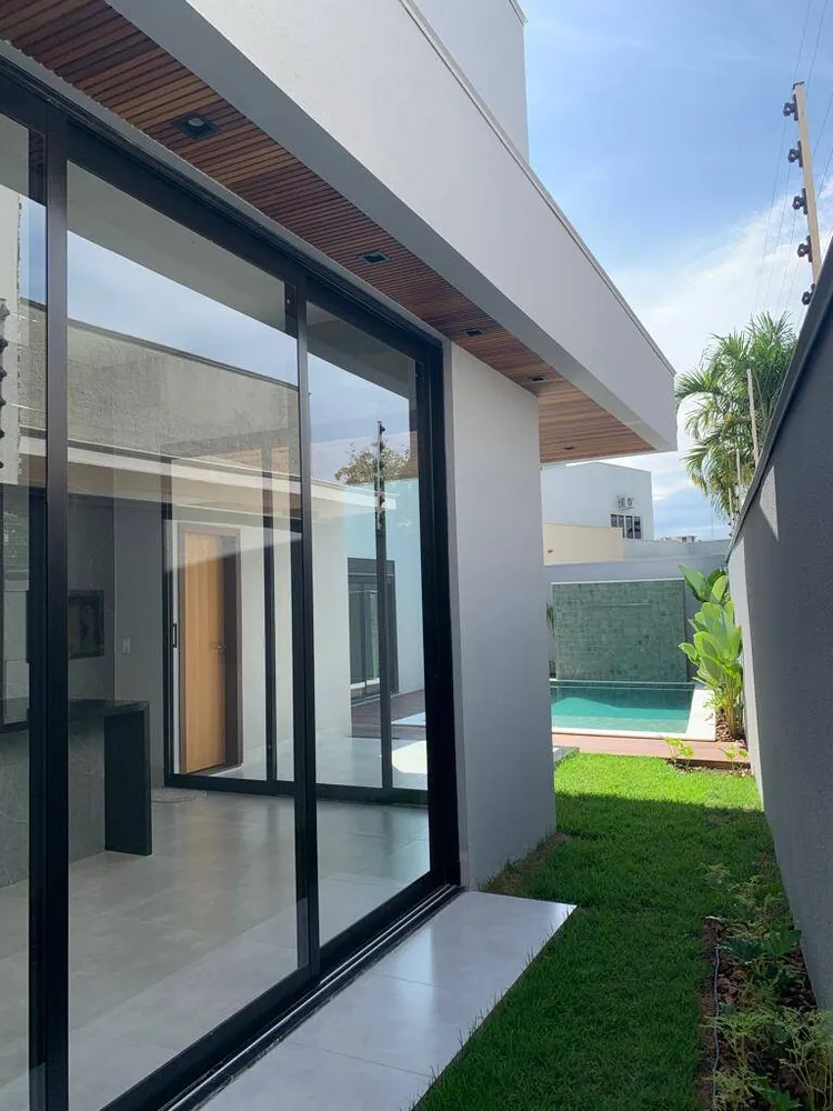 Casa, 3 quartos, 238 m² - Foto 4