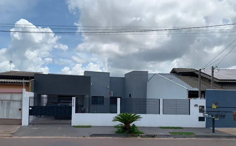Casa, 4 quartos, 193 m² - Foto 1