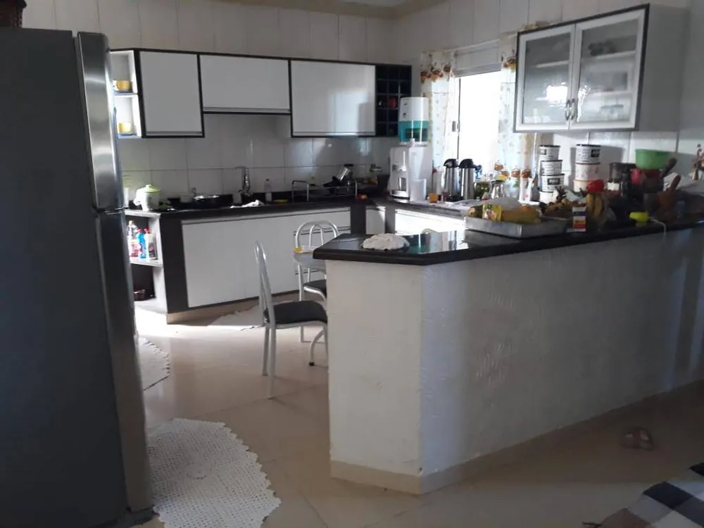 Casa, 3 quartos, 240 m² - Foto 11