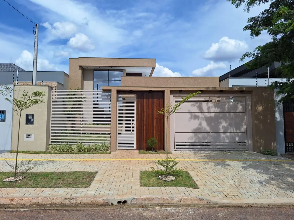 Casa, 3 quartos, 191 m² - Foto 1