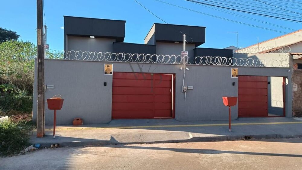 Casa, 3 quartos, 96 m² - Foto 1