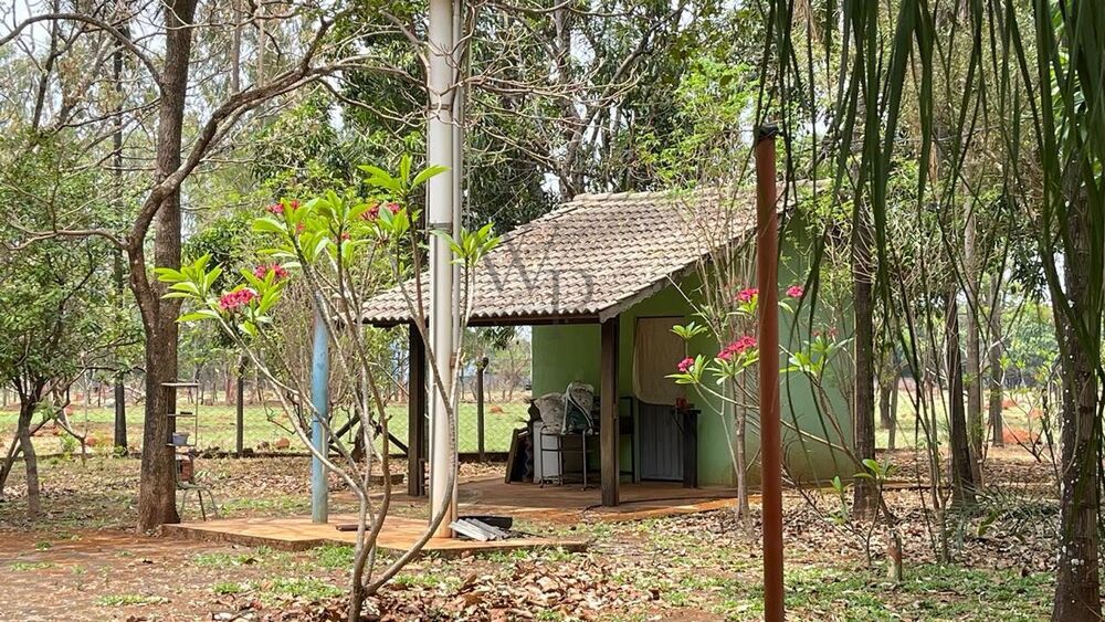 Chácara à venda com 2 quartos, 155m² - Foto 19