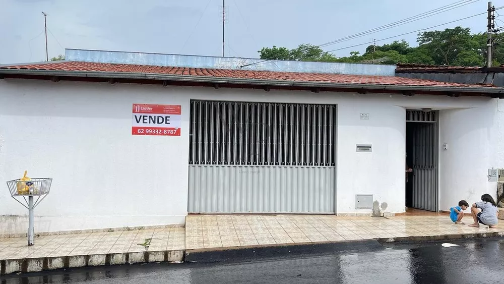 Casa, 3 quartos, 203 m² - Foto 1