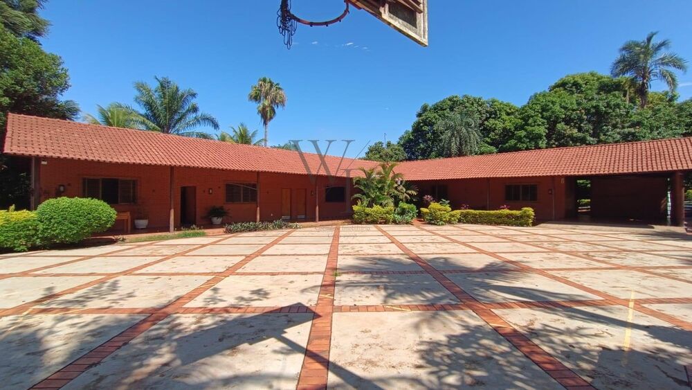 Chácara à venda com 5 quartos, 400m² - Foto 2