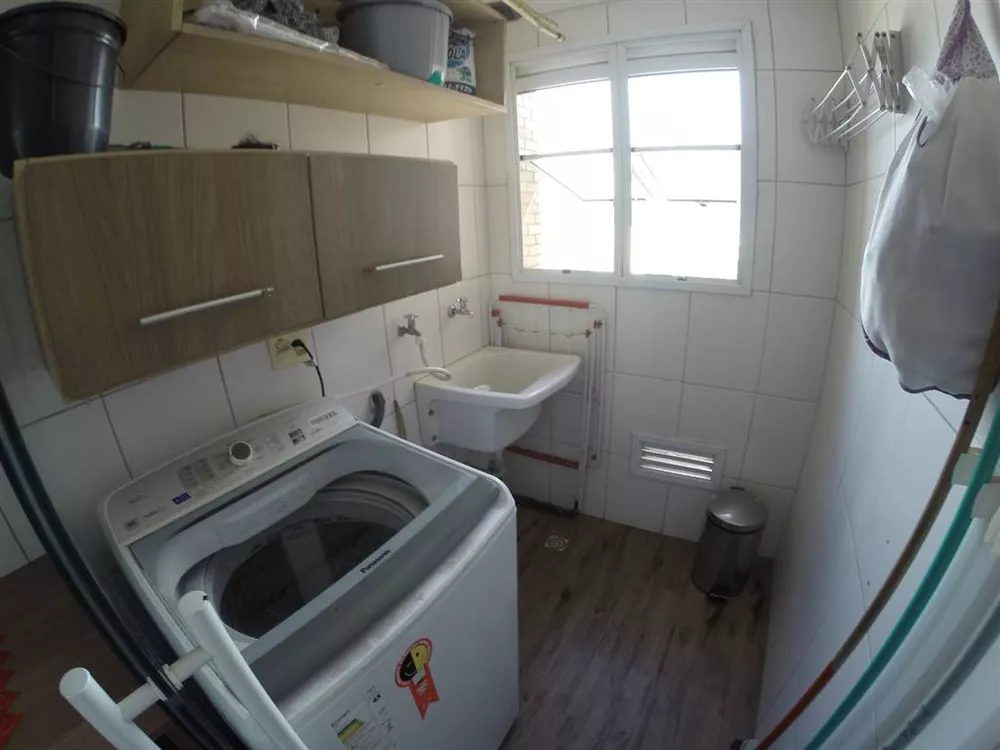 Apartamento à venda com 2 quartos, 70m² - Foto 4