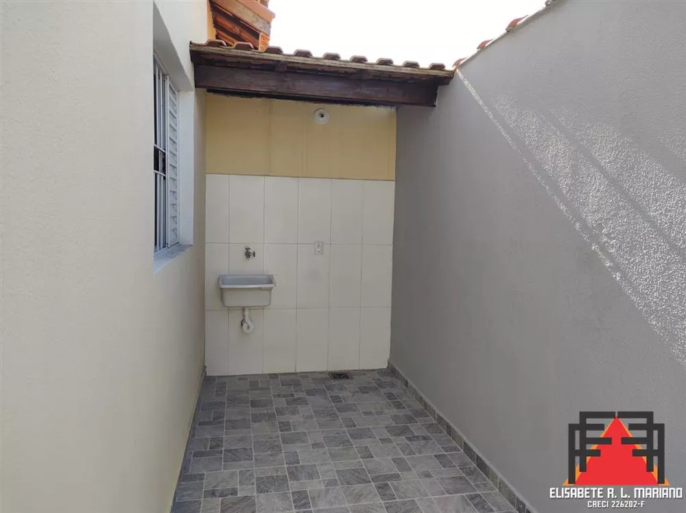 Casa à venda com 3 quartos, 80m² - Foto 18