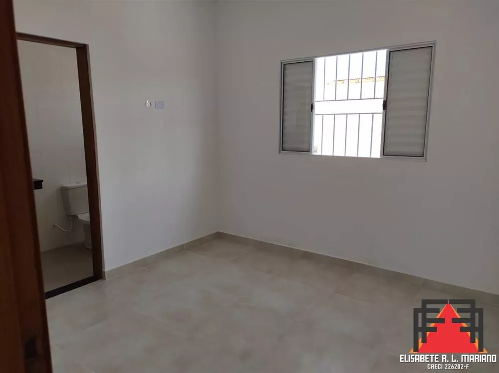 Casa à venda com 3 quartos, 80m² - Foto 6