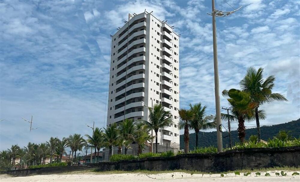 Apartamento à venda com 2 quartos, 63m² - Foto 2