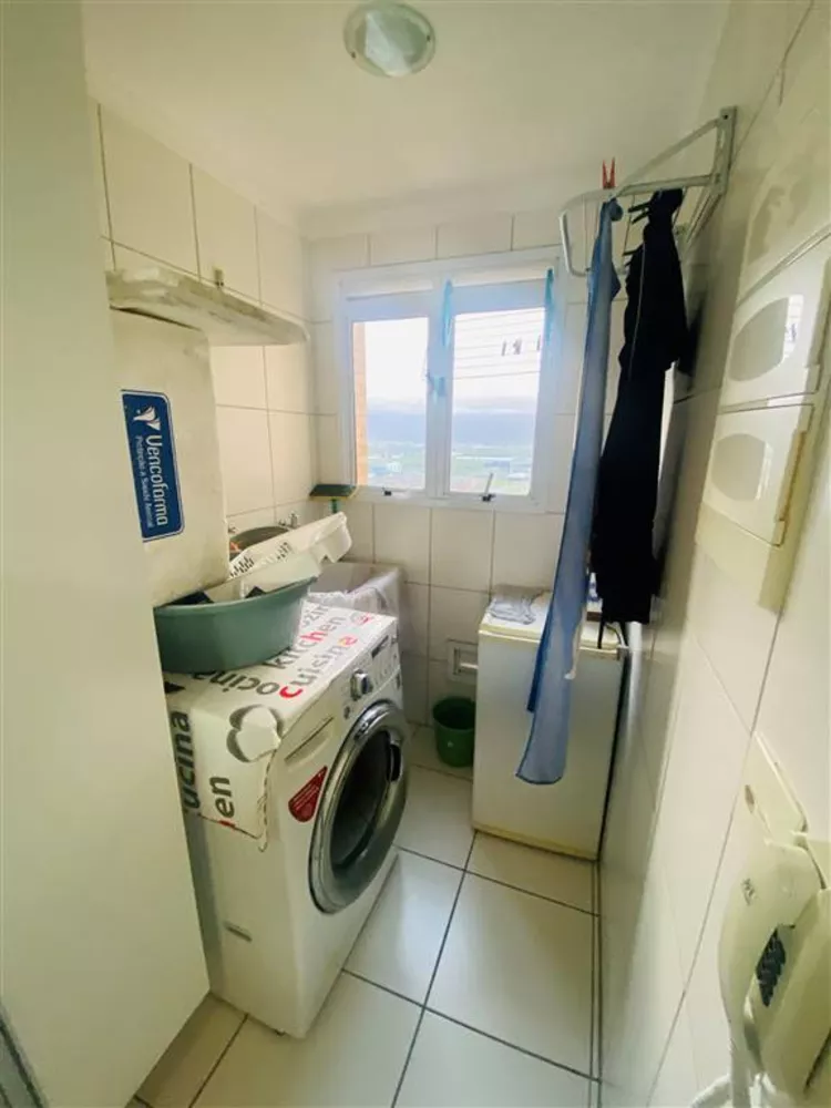 Apartamento à venda com 3 quartos, 92m² - Foto 3