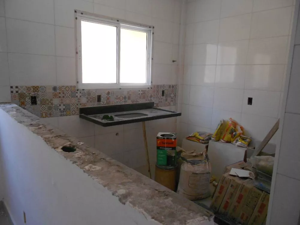 Sobrado à venda com 2 quartos, 65m² - Foto 4