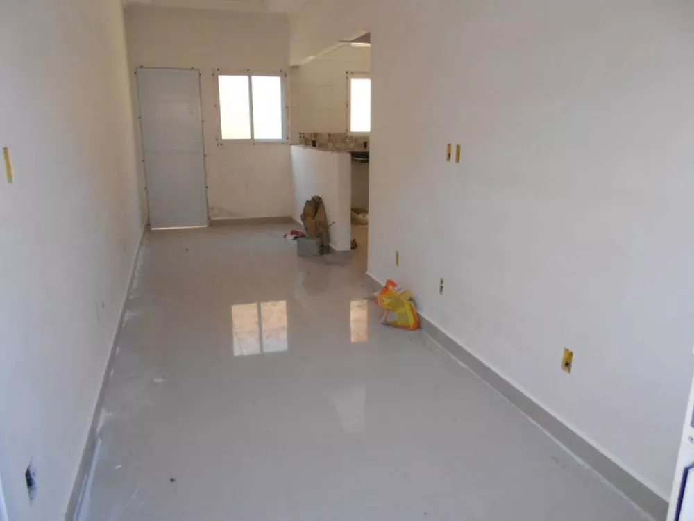 Sobrado à venda com 2 quartos, 65m² - Foto 2