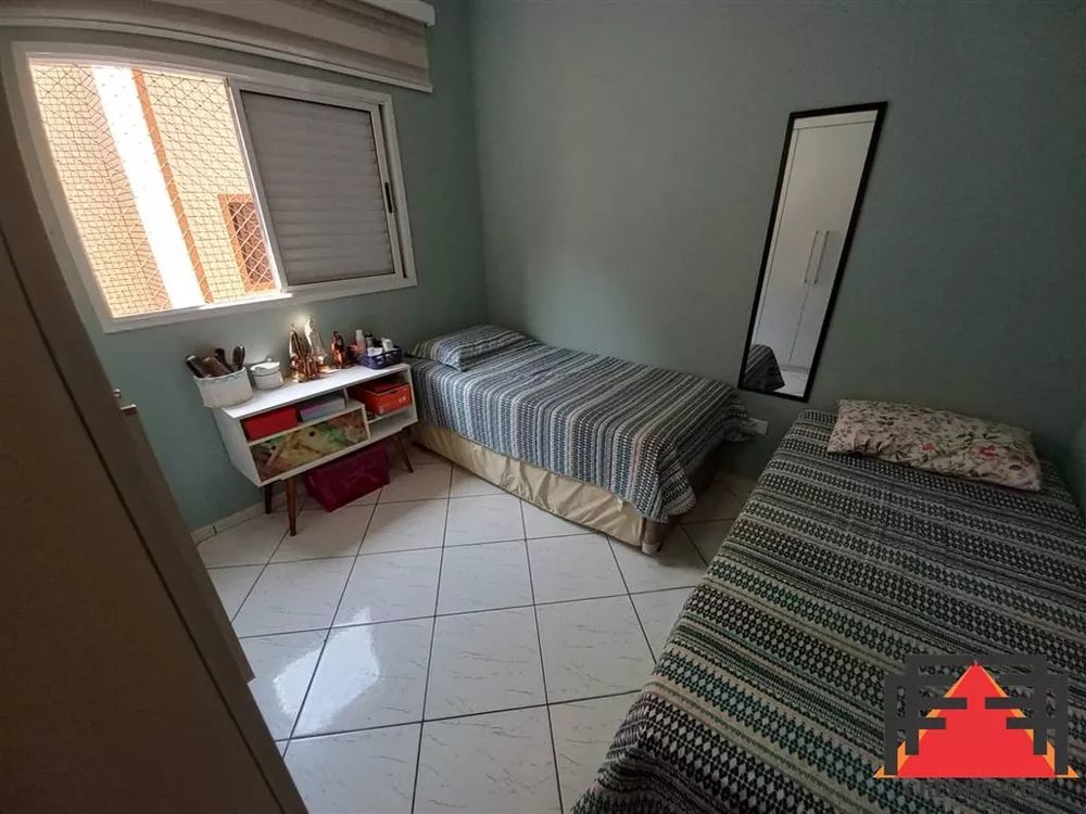 Apartamento à venda com 2 quartos, 81m² - Foto 2