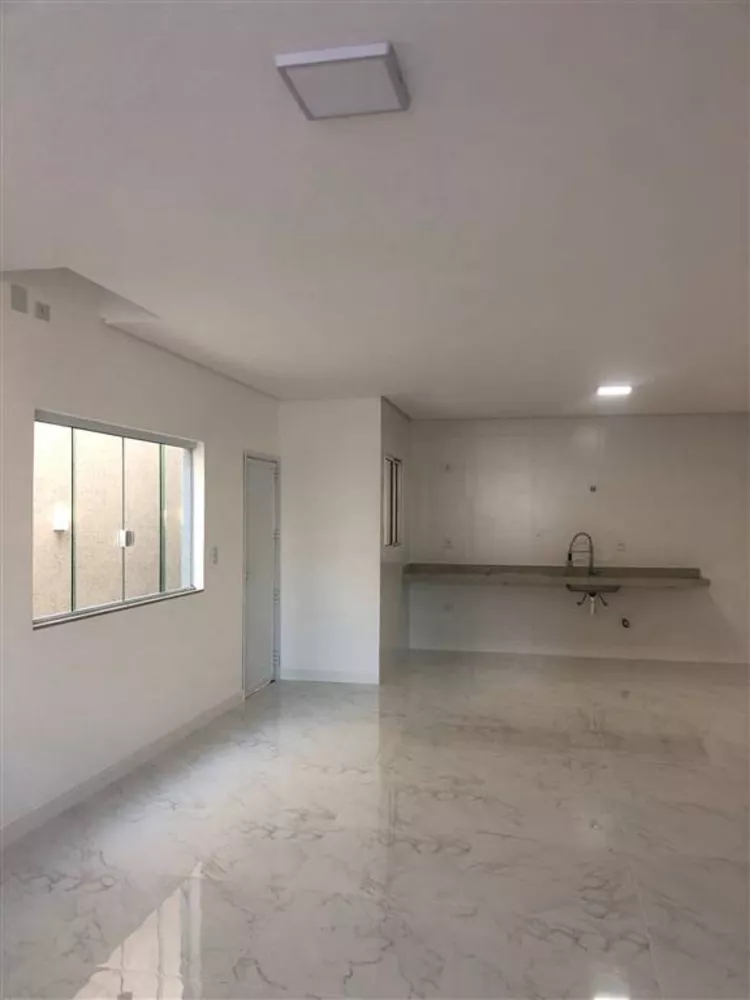 Casa à venda com 3 quartos, 135m² - Foto 16