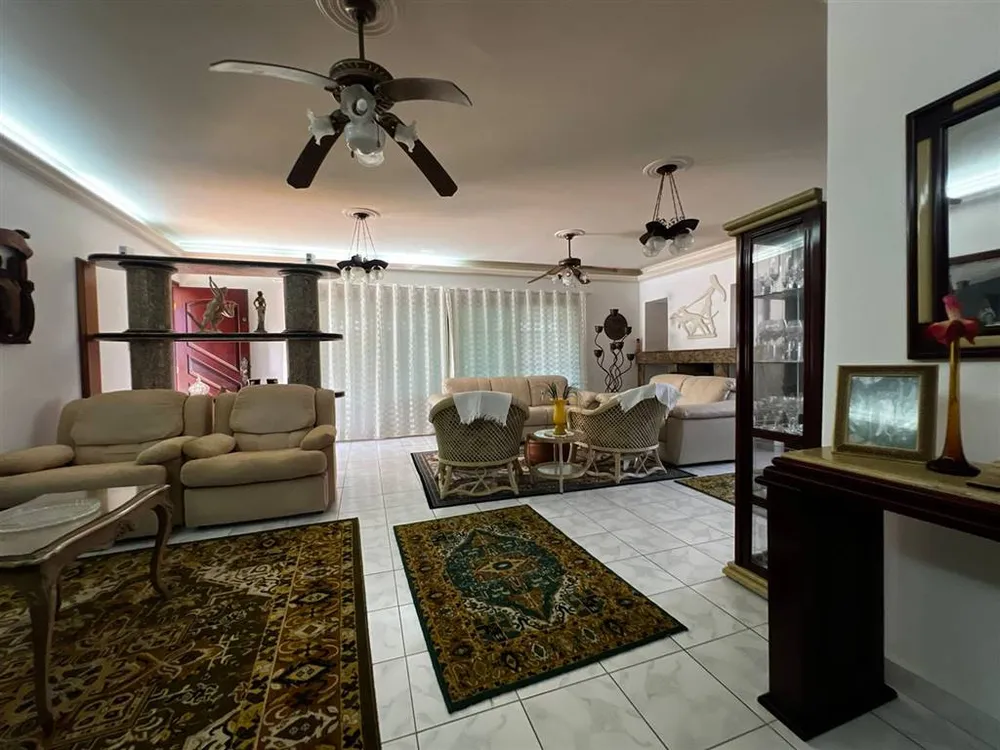 Casa, 5 quartos, 390 m² - Foto 2