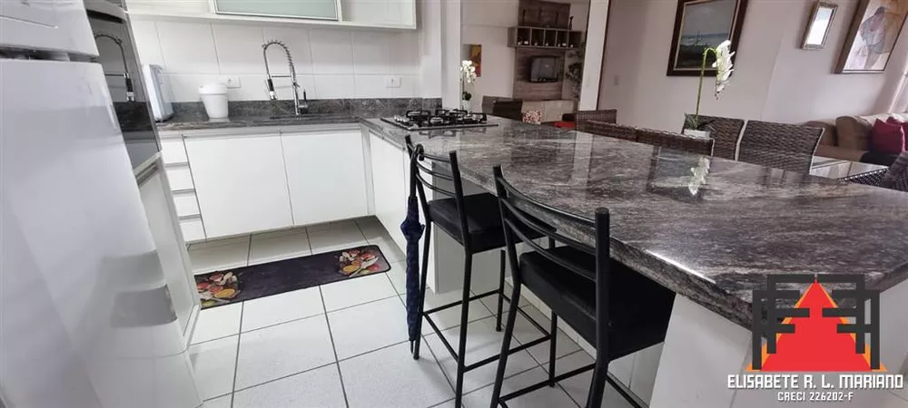 Apartamento à venda com 3 quartos, 93m² - Foto 13