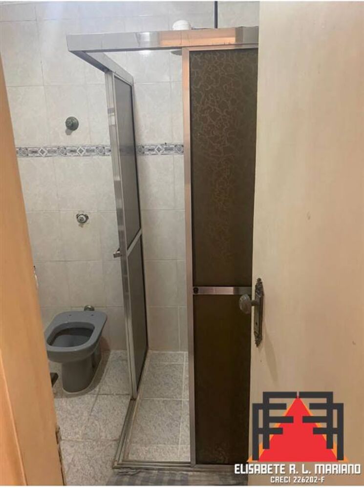 Apartamento para alugar com 1 quarto, 40m² - Foto 11