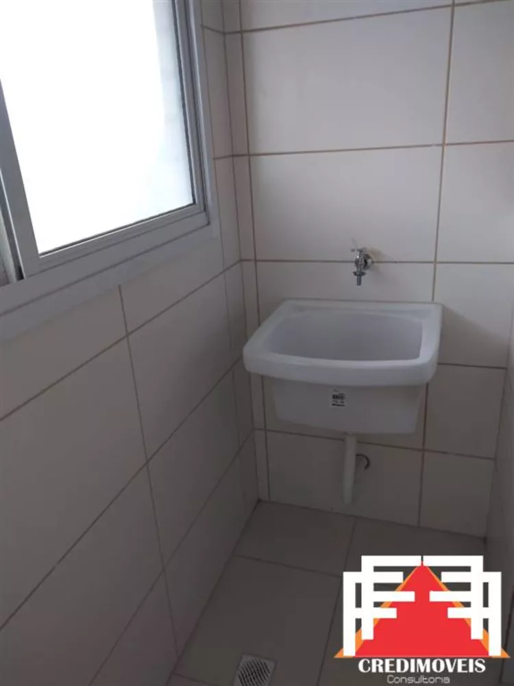 Apartamento à venda com 2 quartos, 58m² - Foto 3