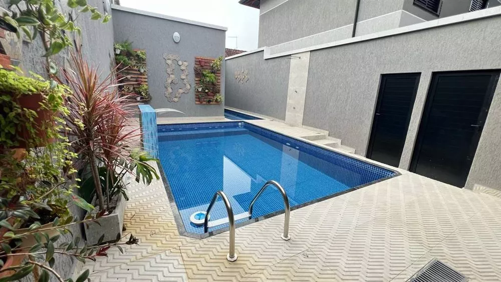 Casa à venda com 2 quartos, 55m² - Foto 8