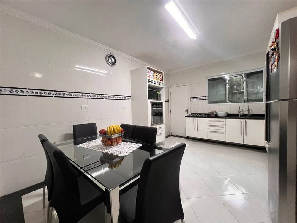 Casa, 3 quartos, 121 m² - Foto 2