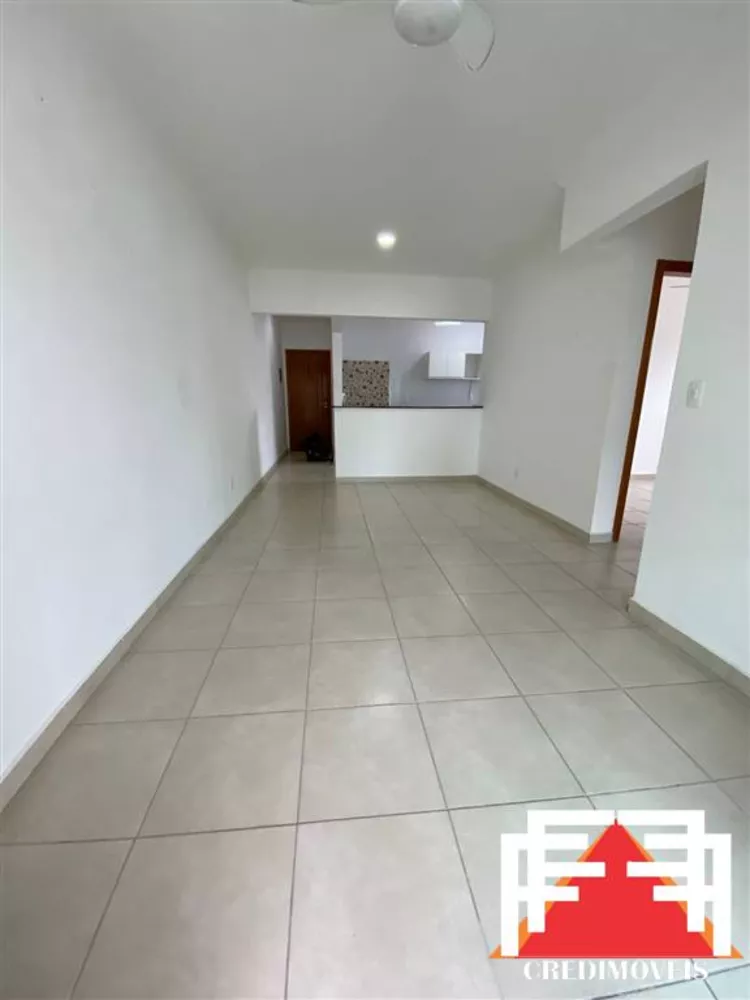 Apartamento à venda com 2 quartos, 76m² - Foto 2