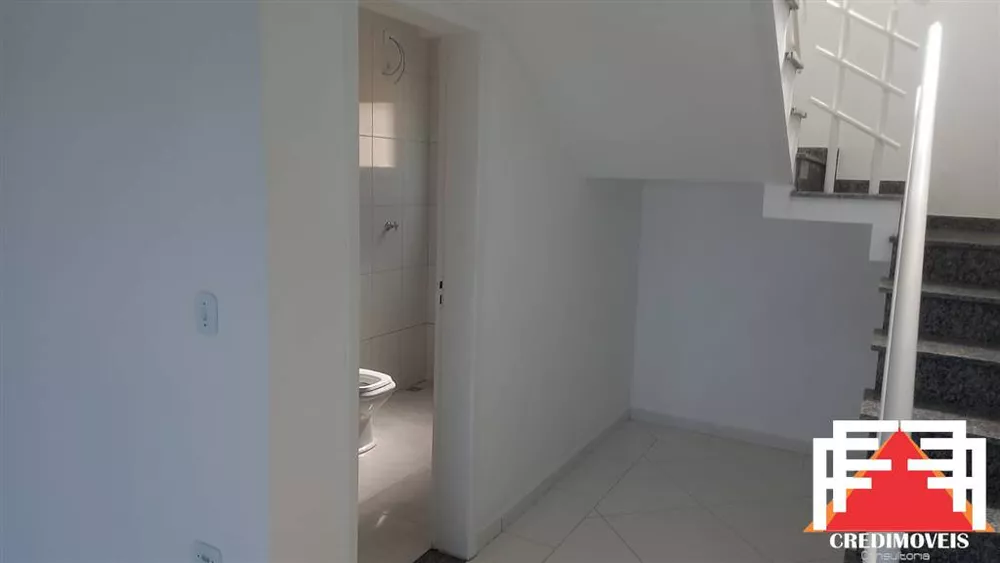 Casa de Condomínio à venda com 4 quartos, 280m² - Foto 4