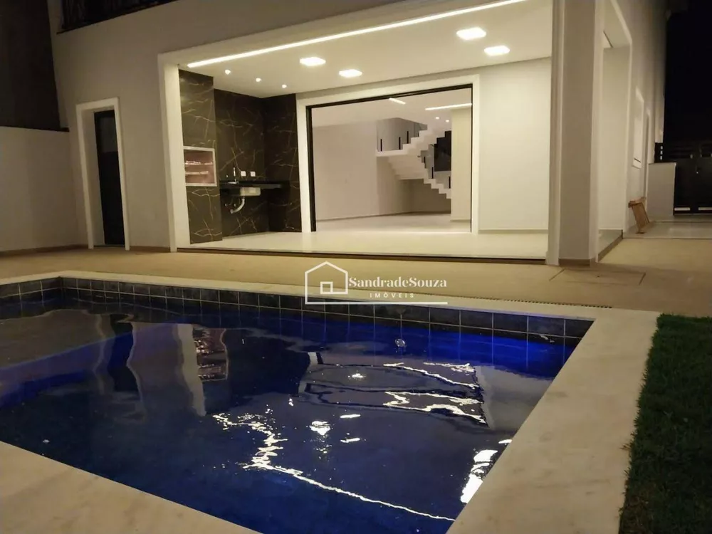 Casa, 3 quartos, 253 m² - Foto 1