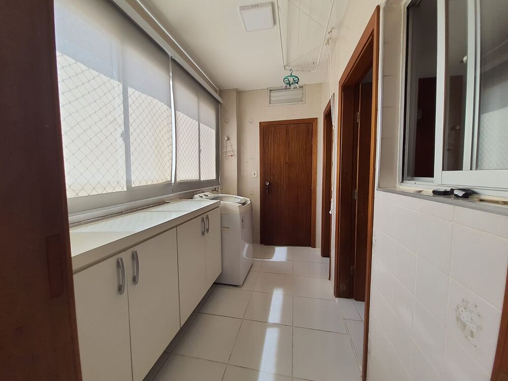 Apartamento à venda com 4 quartos, 154m² - Foto 8